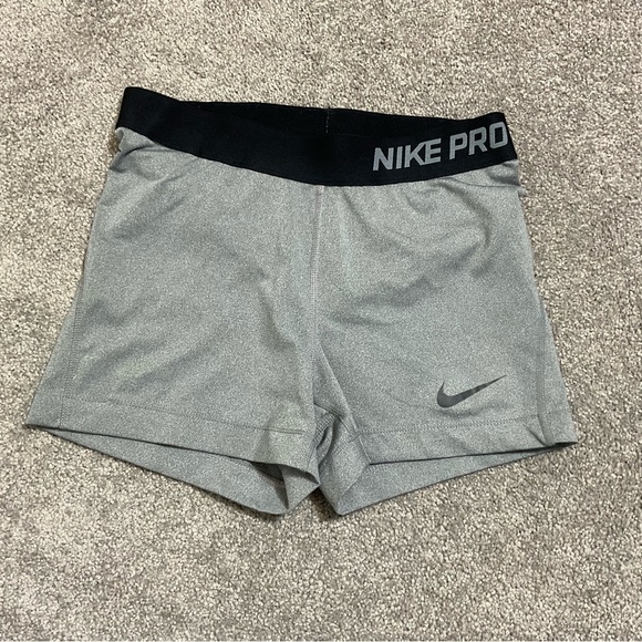 Nike Pro Women's Athletic Shorts - Gray and Black - Picture 10 of 11